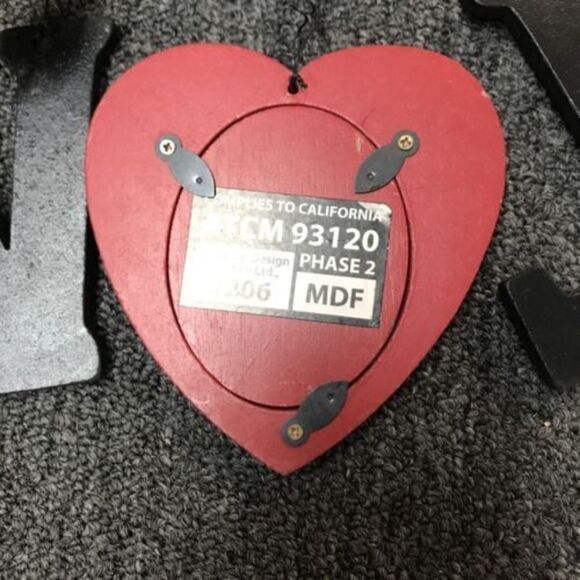 LOVE Valentine Photo Frames (2) Black Red Horizontal Love Heart Frames - Picture 4 of 6